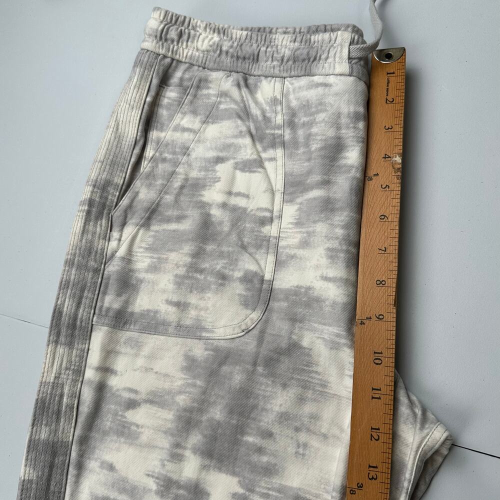 Athleta Pants Womens 12 Gray Camo Farallon Printed Jogger Sweatpants Comfort Gym - Picture 10 of 13